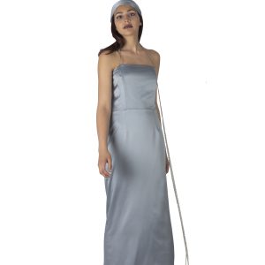 Je suis les quatre éléments, bleue & bijoutée