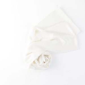 SUITY – blanc