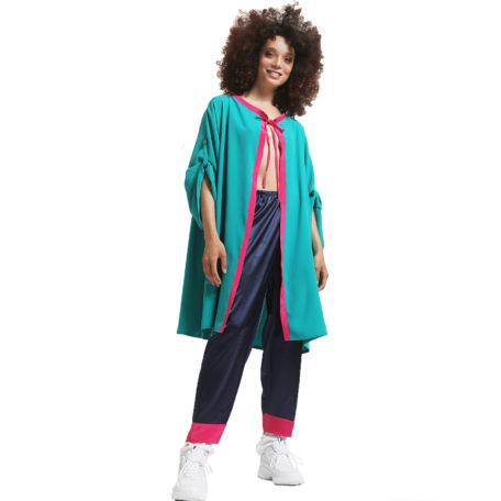 veste cozywear verte sur pyjama en soie